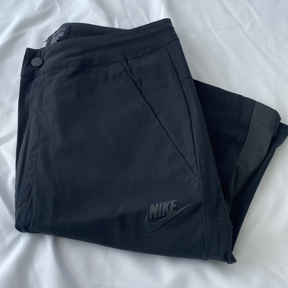 Nike Tech Street Shorts (S) - Picture 2 of 5